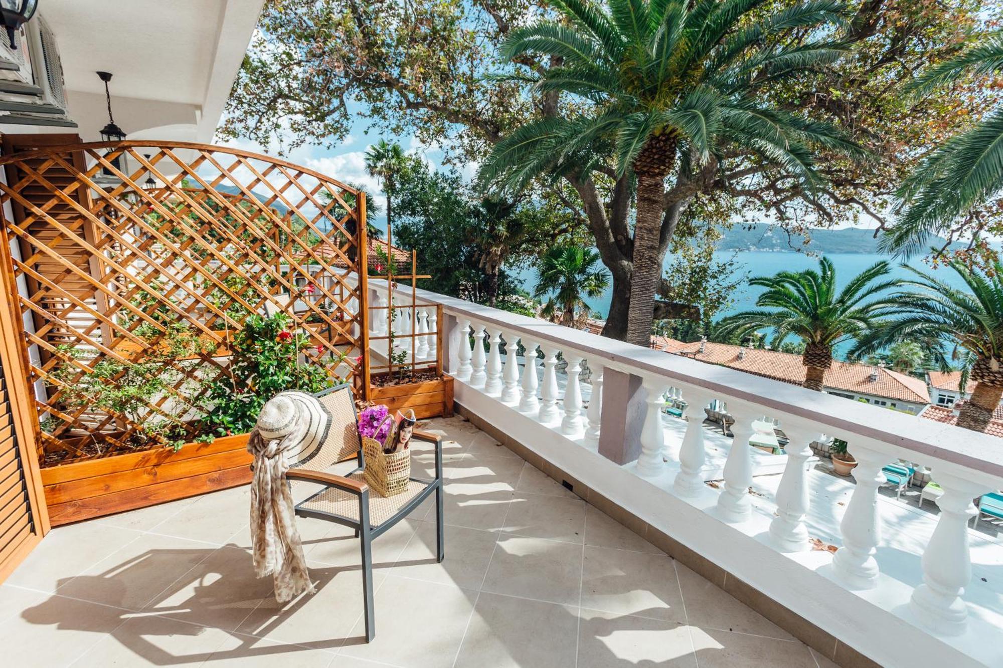 Apartments Belvedere Herceg Novi Rum bild