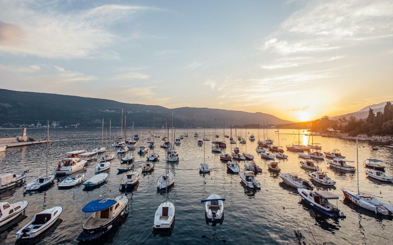 Apartments Belvedere Herceg Novi Exteriör bild